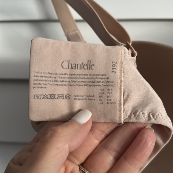 Chantelle Basic Invisible T- Shirt bra 34DDD - Picture 3 of 5